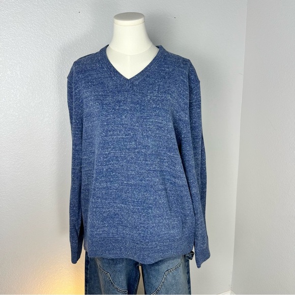 GAP Men’s XL Blue Heather Knit Sweater • Classic Crewneck Pullover - Picture 5 of 16